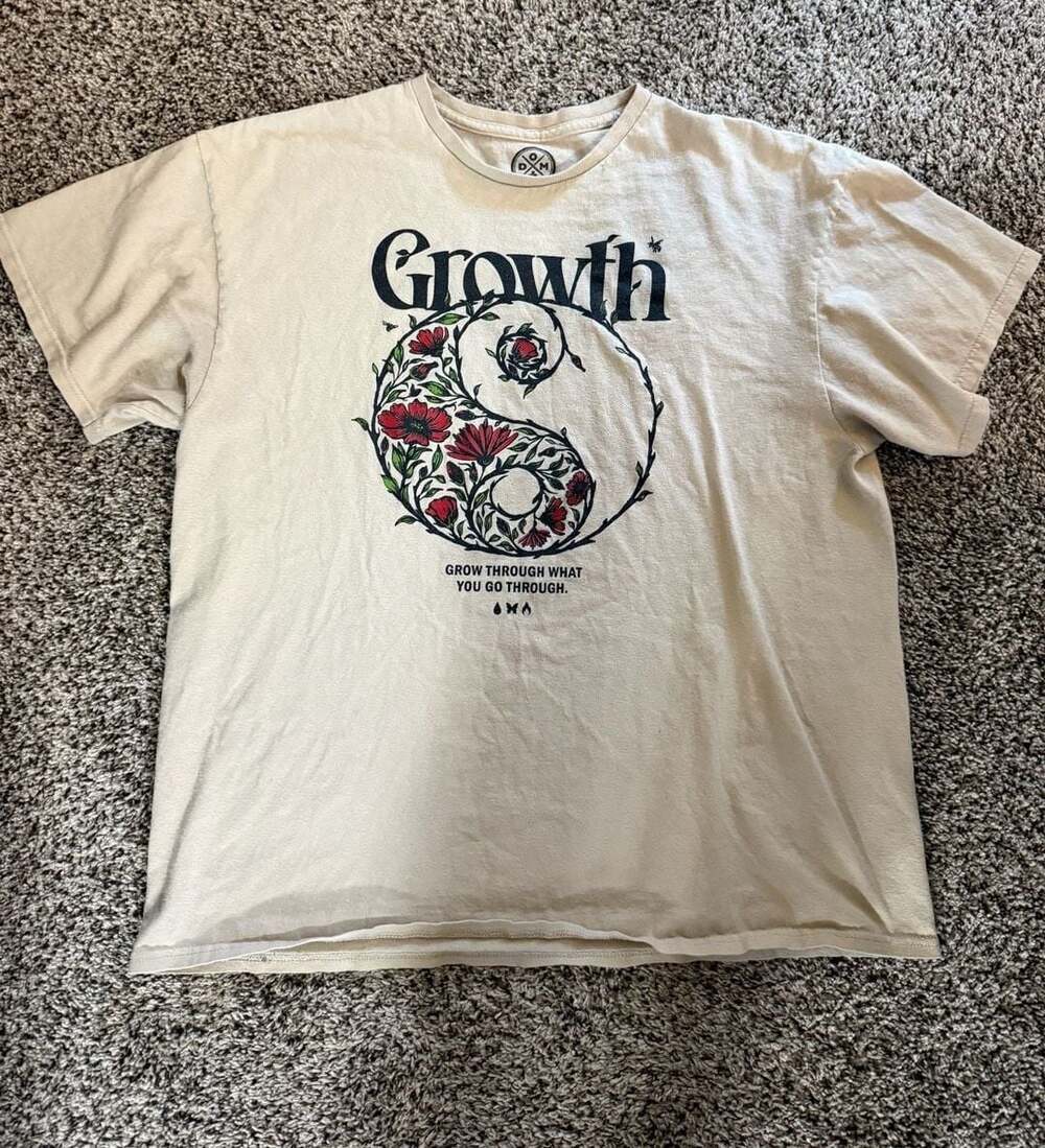 DOM Growth Yin Yang Floral Graphic T-Shirt Cream